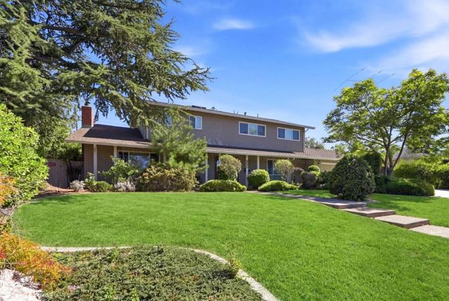 20234 Edinburgh Drive, Saratoga, CA 95070