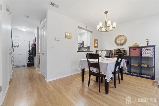 1103 Hickory Court, South Brunswick, NJ 08852