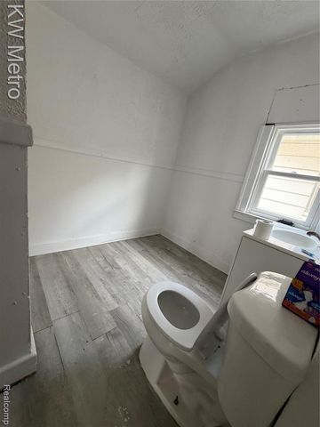 4797 Saint Clair Street, Detroit, MI 48214