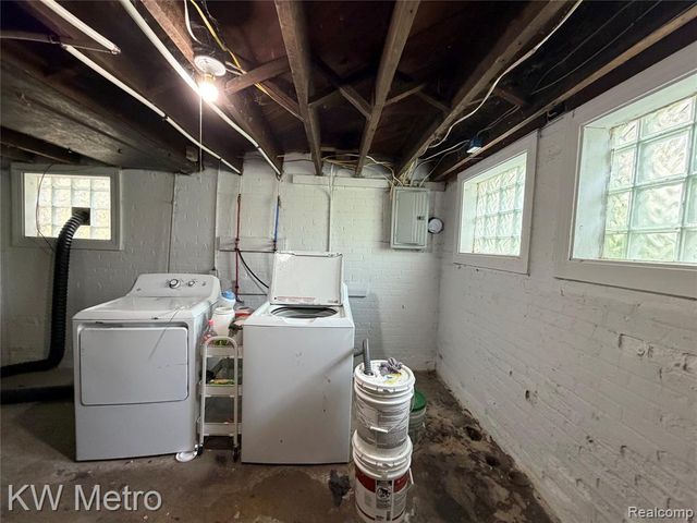 4797 Saint Clair Street, Detroit, MI 48214