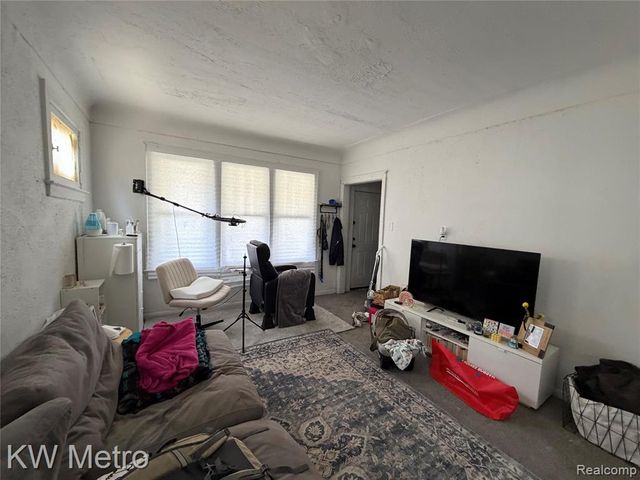 4797 Saint Clair Street, Detroit, MI 48214