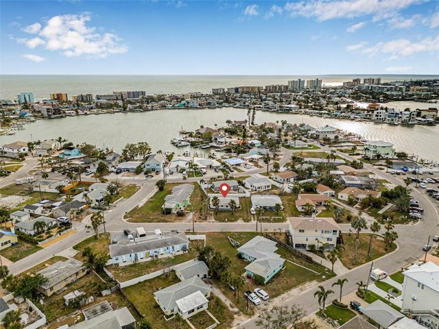 30 LYNN WAY, Madeira Beach, FL 33708