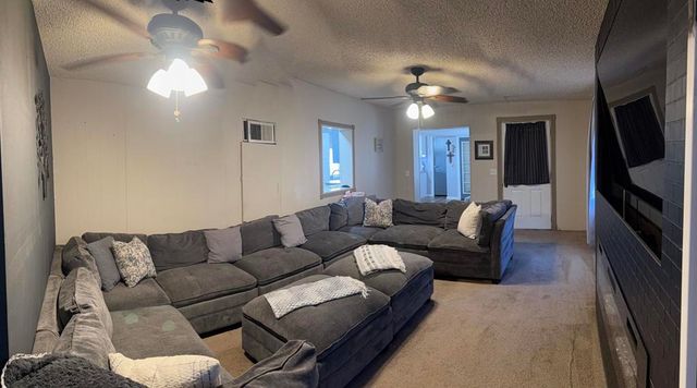 3411 Thermal Place, Thermal, CA 92274