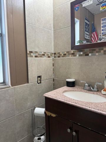 3411 Thermal Place, Thermal, CA 92274