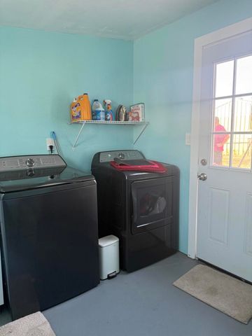 3411 Thermal Place, Thermal, CA 92274