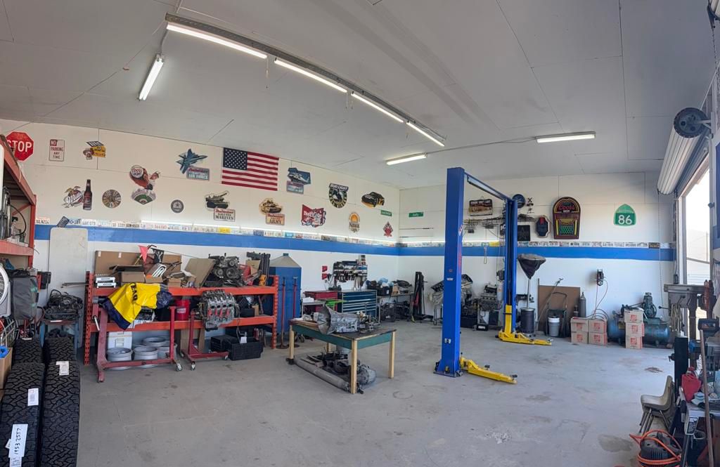 Image 13 of property listing at 3411 Thermal Place, Thermal, CA 92274