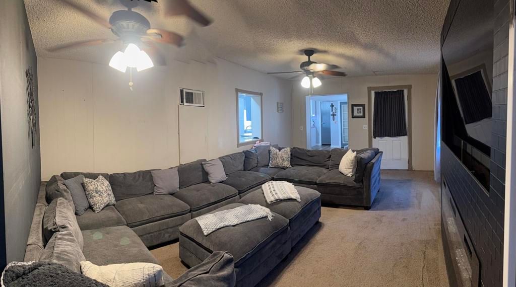 Image 18 of property listing at 3411 Thermal Place, Thermal, CA 92274