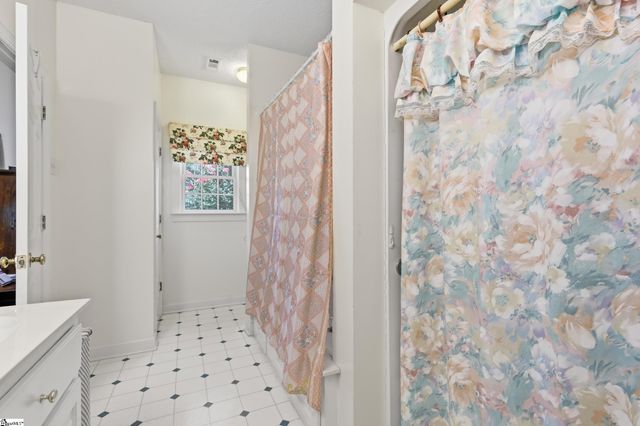 105 Taxiway Avenue, Easley, SC 29640