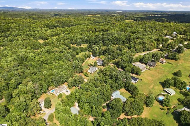 105 Taxiway Avenue, Easley, SC 29640