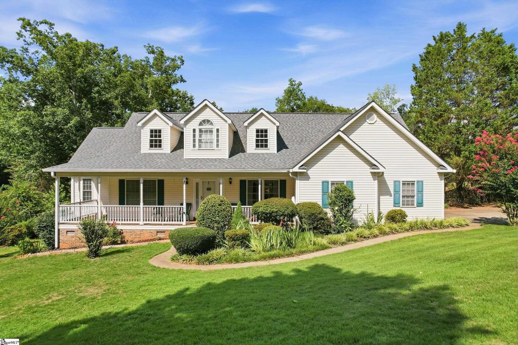 105 Taxiway Avenue, Easley, SC 29640