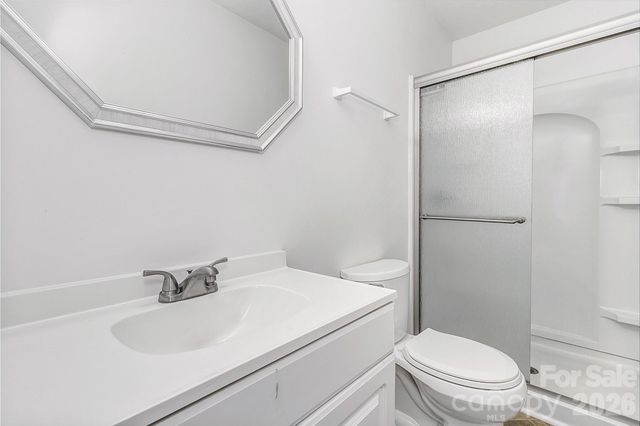 16 Merlin Way, Asheville, NC 28806