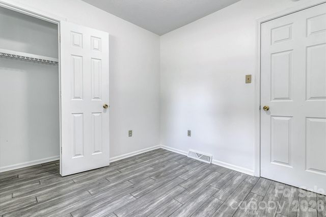 16 Merlin Way, Asheville, NC 28806