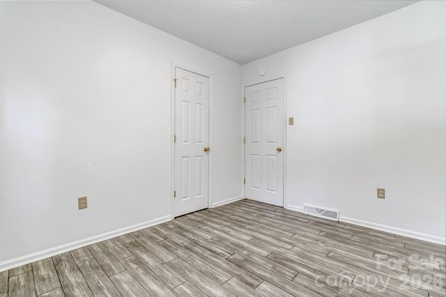 16 Merlin Way, Asheville, NC 28806
