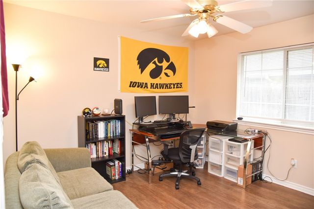 3813 Oldenburg, College Station, TX 77845