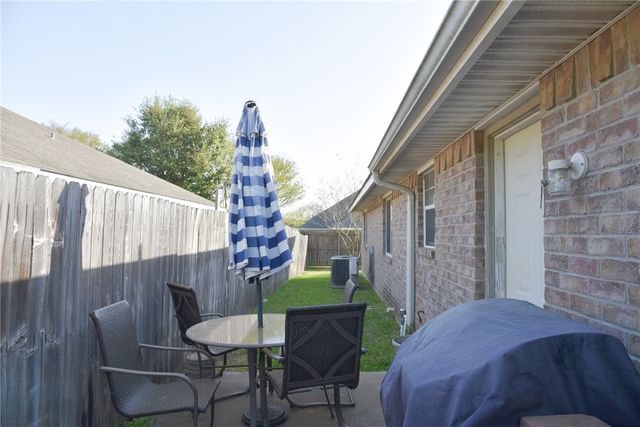 3813 Oldenburg, College Station, TX 77845