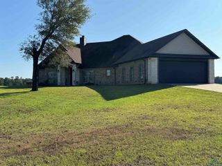 215 Deerfield Lake Circle, Hallsville, TX 75605