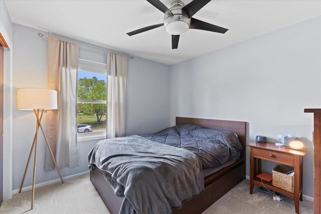 1128 Lake Park DRIVE, Pewaukee, WI 53072