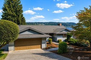 3920 NE 157th Place, Lake Forest Park, WA 98155