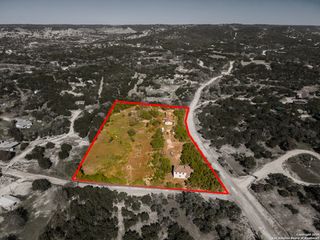 989 Oil Well Road, Pipe Creek, TX 78063