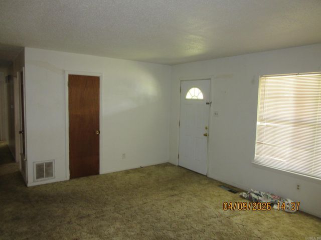 7323 Mabelvale Pike, Little Rock, AR 72209