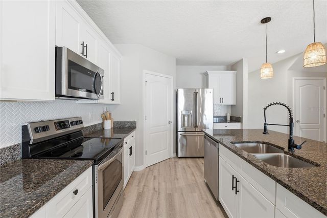 1895 GREEN DRAGON DRIVE, St Cloud, FL 34771