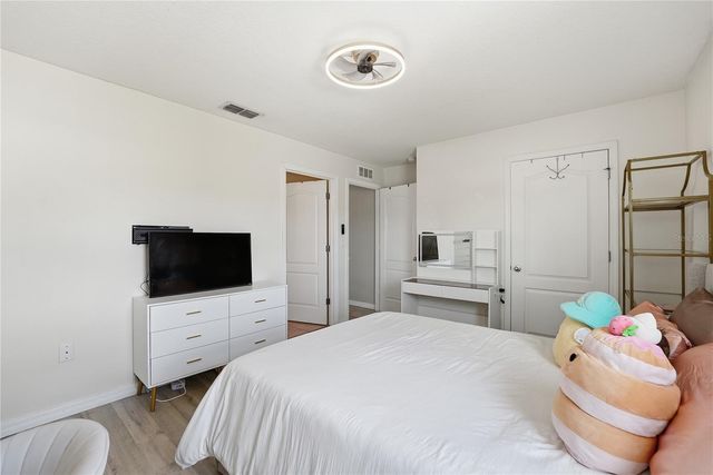 1895 GREEN DRAGON DRIVE, St Cloud, FL 34771