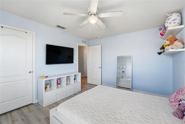 1895 GREEN DRAGON DRIVE, St Cloud, FL 34771