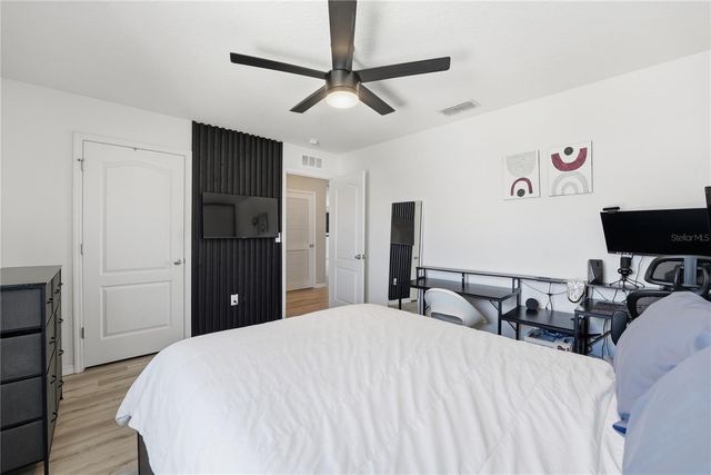 1895 GREEN DRAGON DRIVE, St Cloud, FL 34771