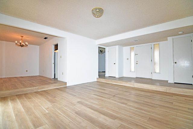 2621 Dels Ln, Turlock, CA 95382