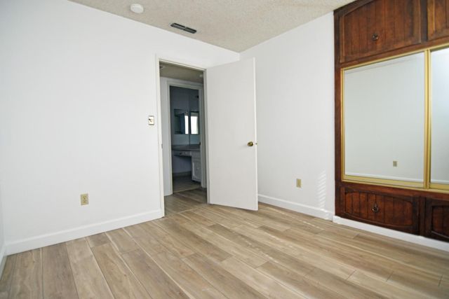 2621 Dels Ln, Turlock, CA 95382