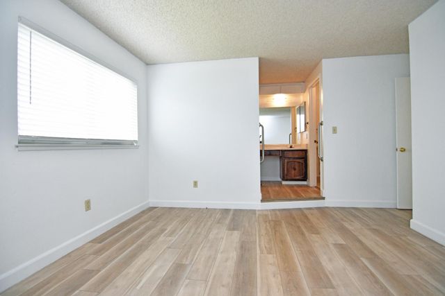 2621 Dels Ln, Turlock, CA 95382