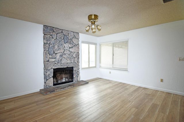 2621 Dels Ln, Turlock, CA 95382