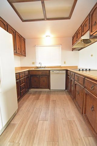 2621 Dels Ln, Turlock, CA 95382