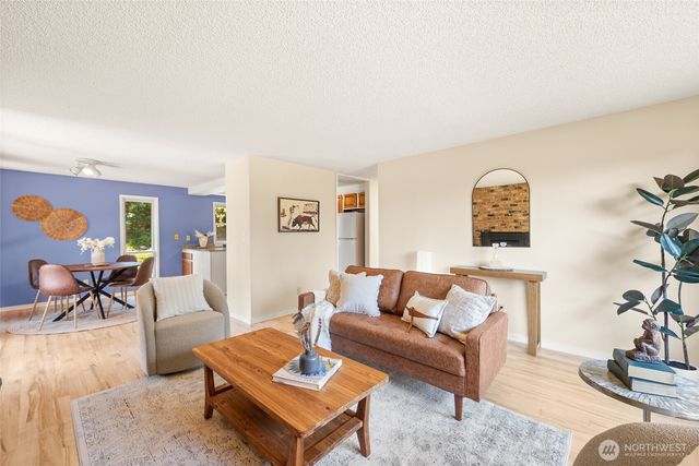 10514 SW 110th Street, Vashon, WA 98070