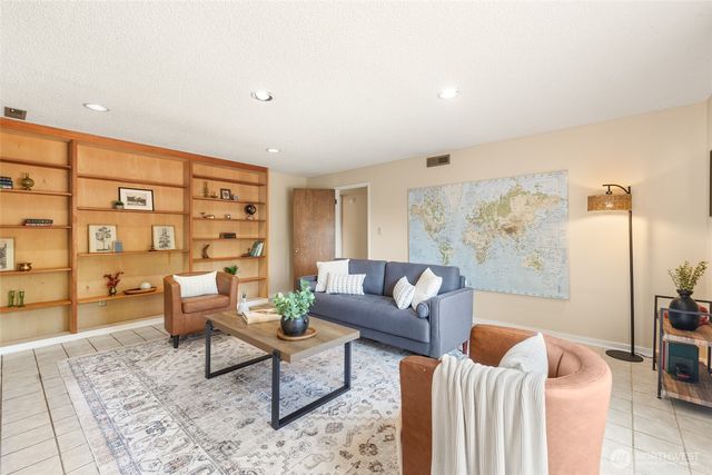 10514 SW 110th Street, Vashon, WA 98070