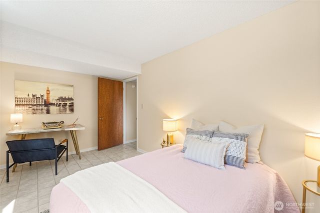10514 SW 110th Street, Vashon, WA 98070