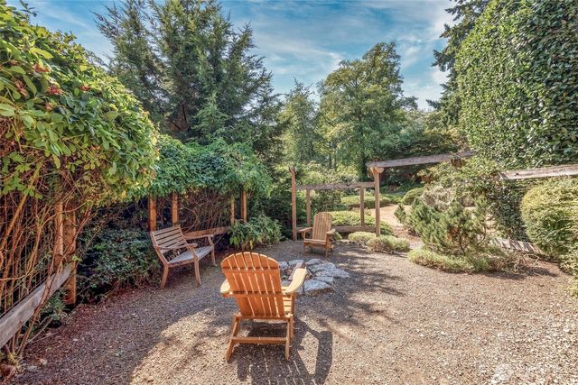 10514 SW 110th Street, Vashon, WA 98070