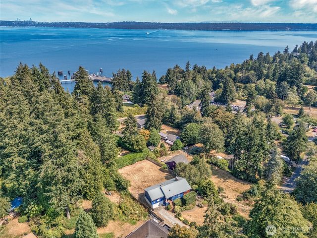 10514 SW 110th Street, Vashon, WA 98070