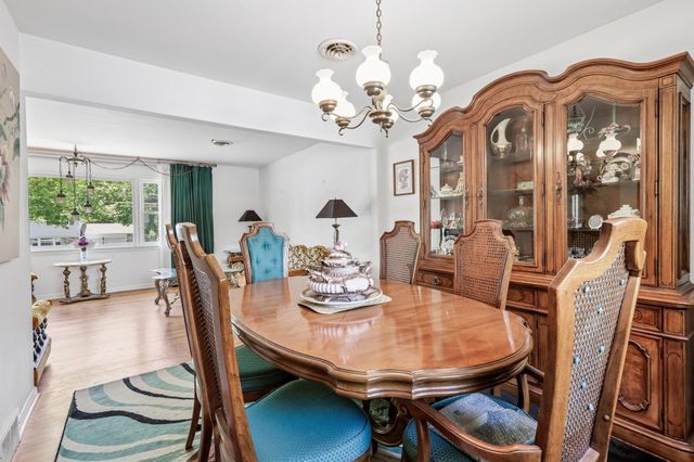 1355 RATZER RD, Wayne, NJ 07470