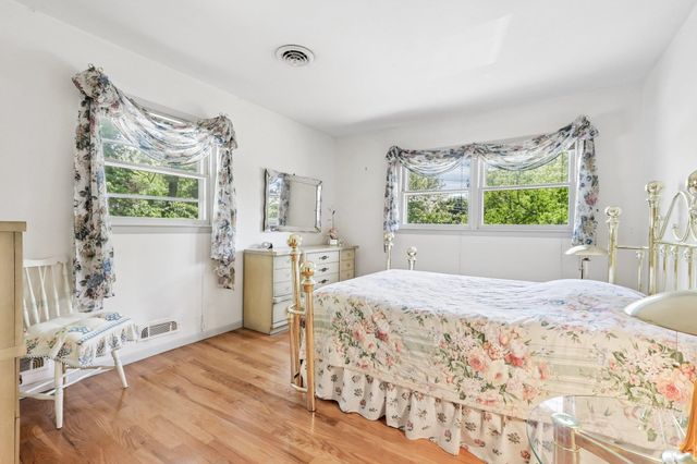 1355 RATZER RD, Wayne, NJ 07470