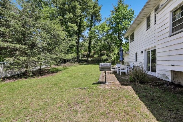 1355 RATZER RD, Wayne, NJ 07470