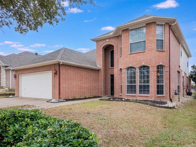4109 Walnut Creek Court, Fort Worth, TX 76137