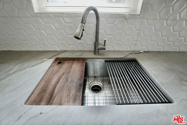 5216 Navarro Street, Los Angeles, CA 90032