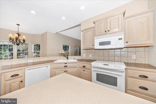 960 GRANDON WAY, Mechanicsburg, PA 17050