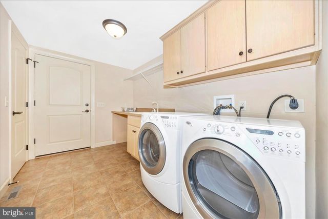 960 GRANDON WAY, Mechanicsburg, PA 17050