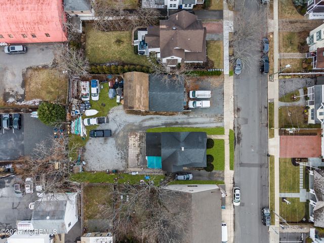 11 Pearce Avenue, Manasquan, NJ 08736