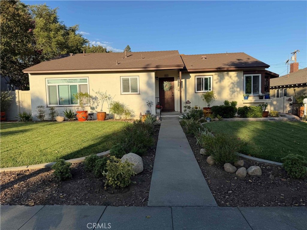 904 N 2nd Avenue, Upland, CA 91786