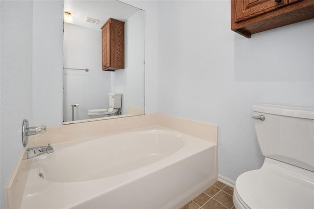 337 W Chantilly Way, Mustang, OK 73064