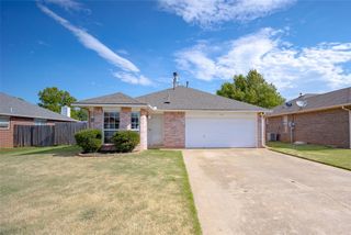 337 W Chantilly Way, Mustang, OK 73064
