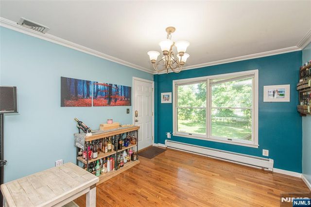 4 Hover Drive, Mount Arlington Boro, NJ 07856